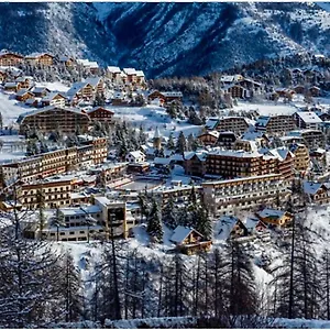 https://studio-centre-auron.fr-provencehotel.com